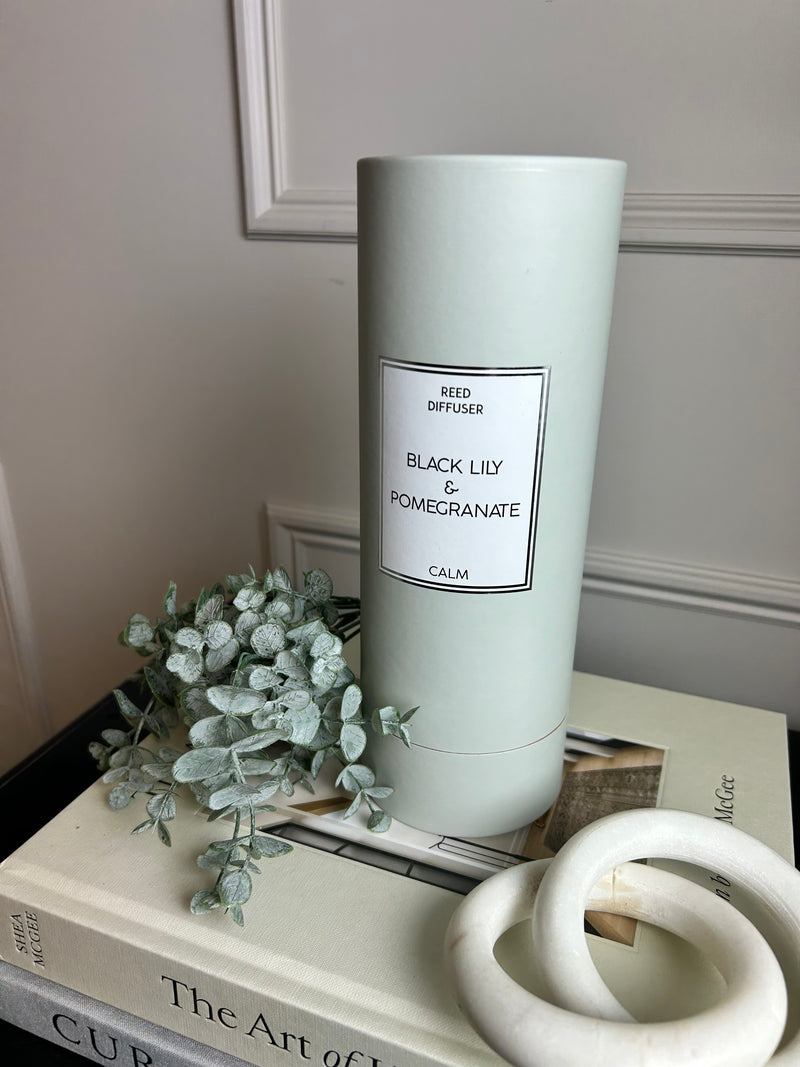 Cream beige Embossed Leaf print Plant Pots 2 sizes