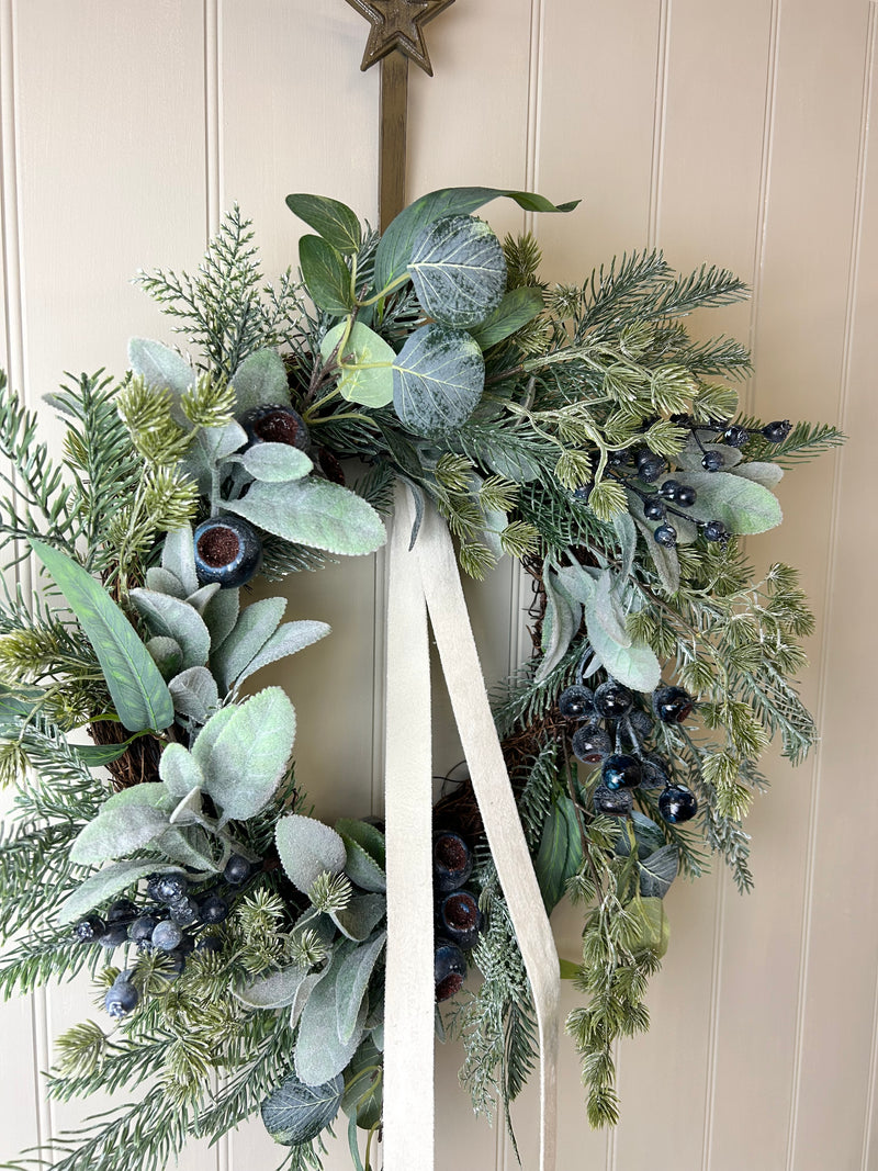 Blueberry and foliage full wreath 55cm