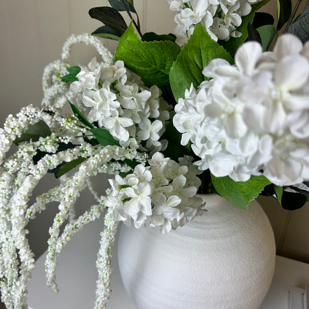 Tall amaranthus trailing stem bunch 115cm white