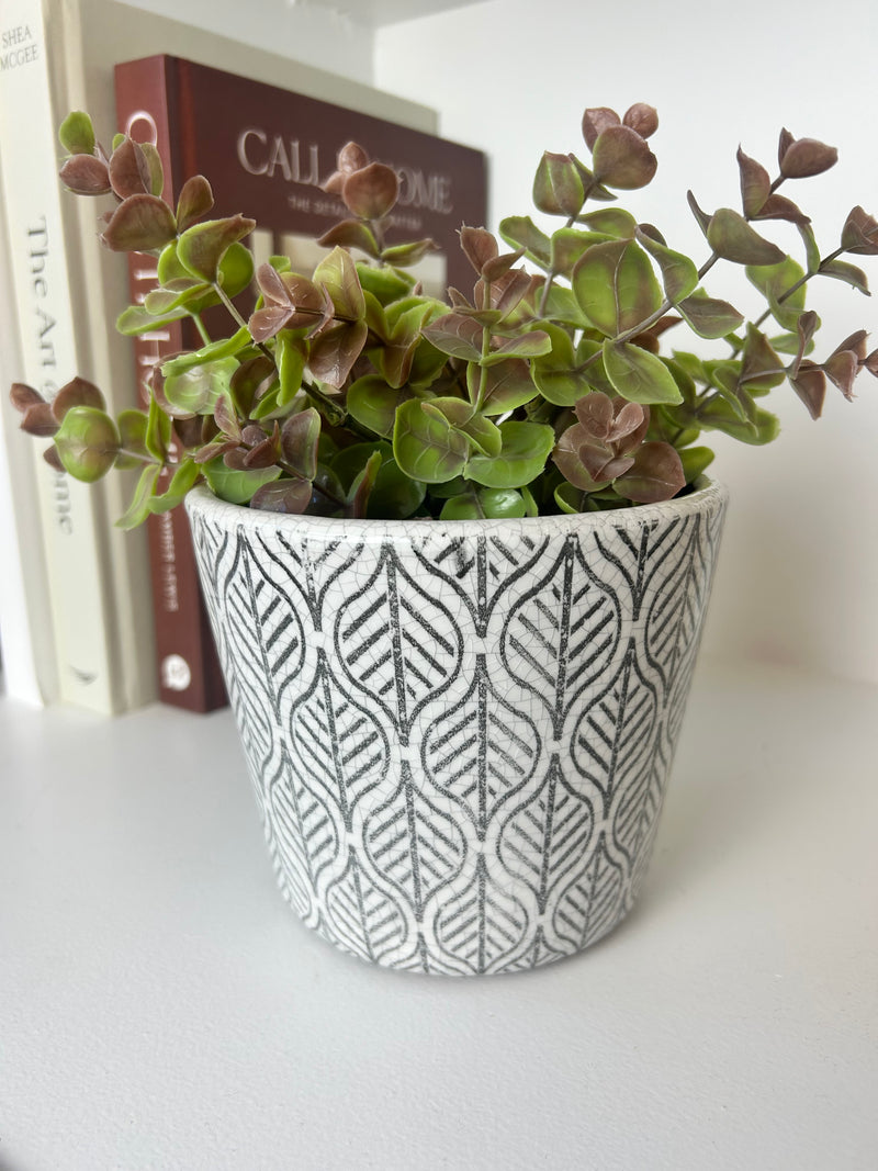 Grey & White Ceramic Dutch Plant Pots 6 Patterns