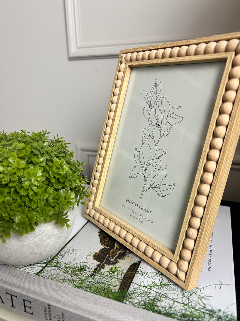 Light wood beaded photo frame 5x7