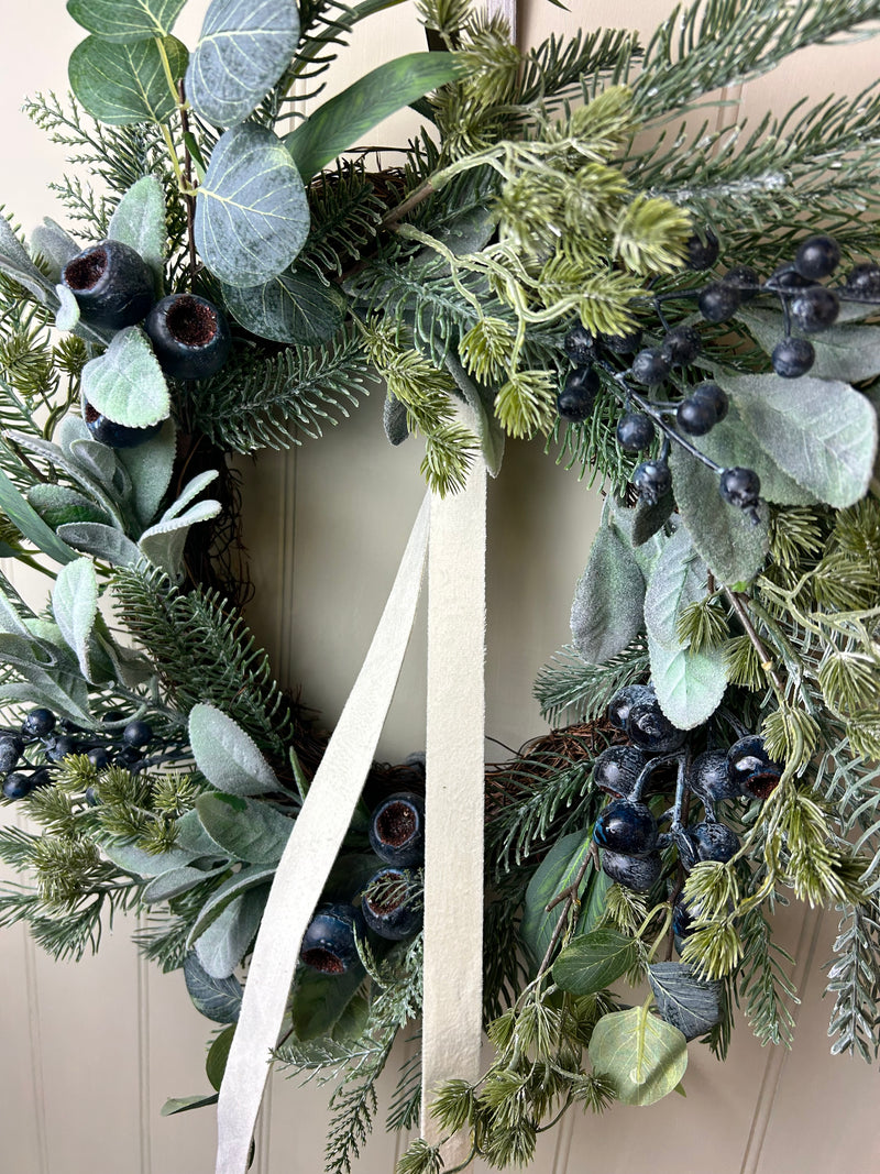 Blueberry and foliage full wreath 55cm