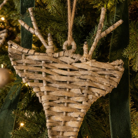 Hanging wicker reindeer stag head