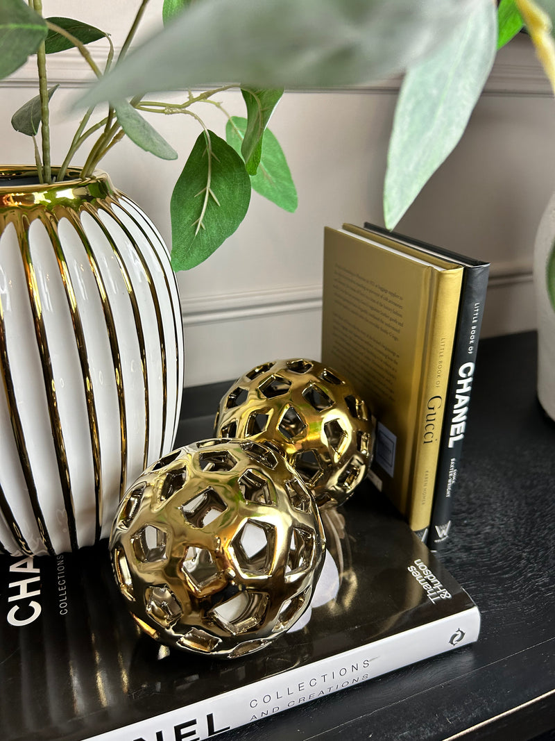 Gold round decorative ball 13cm
