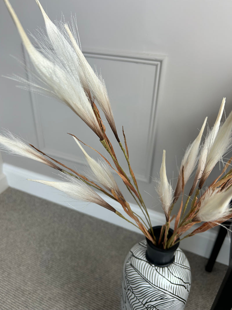 Tall Pampas reed spray 100cm