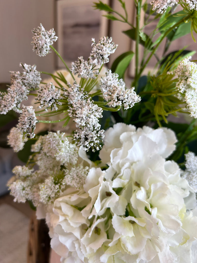 White Cow Parsley Spray Stem