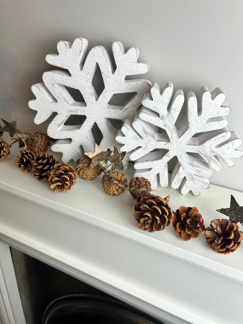 Pine cone star garland 140cm