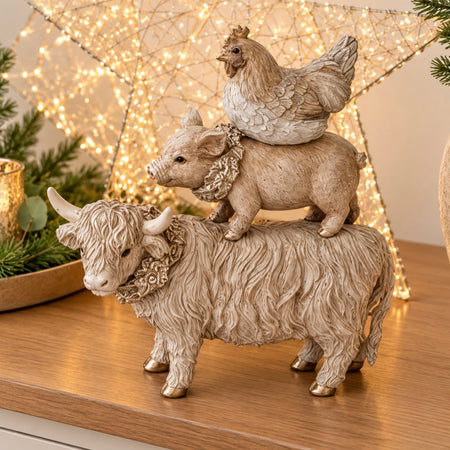 Festive farmyard animals