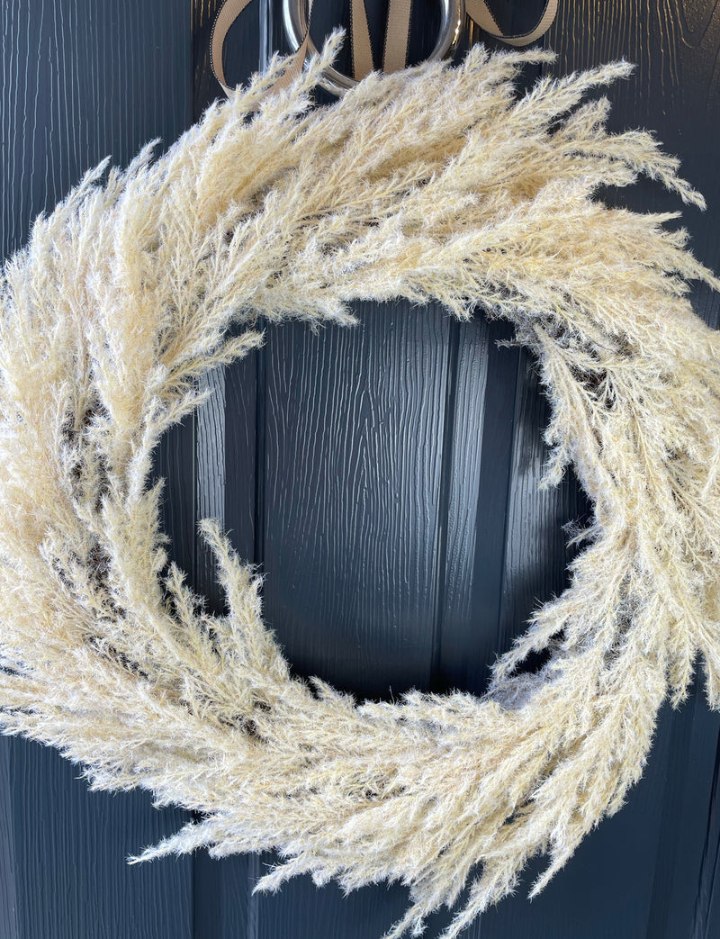 Beige flock Pampas round wreath 45cm