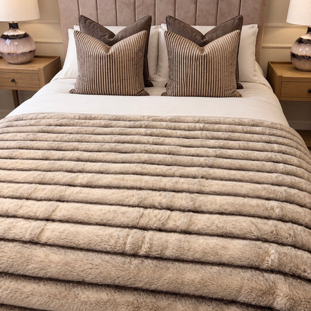 Taupe Sydney throw dark taupe mink brown 150x200