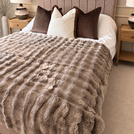 Hackney mink brown textured mottled print bubble throw 150x200
