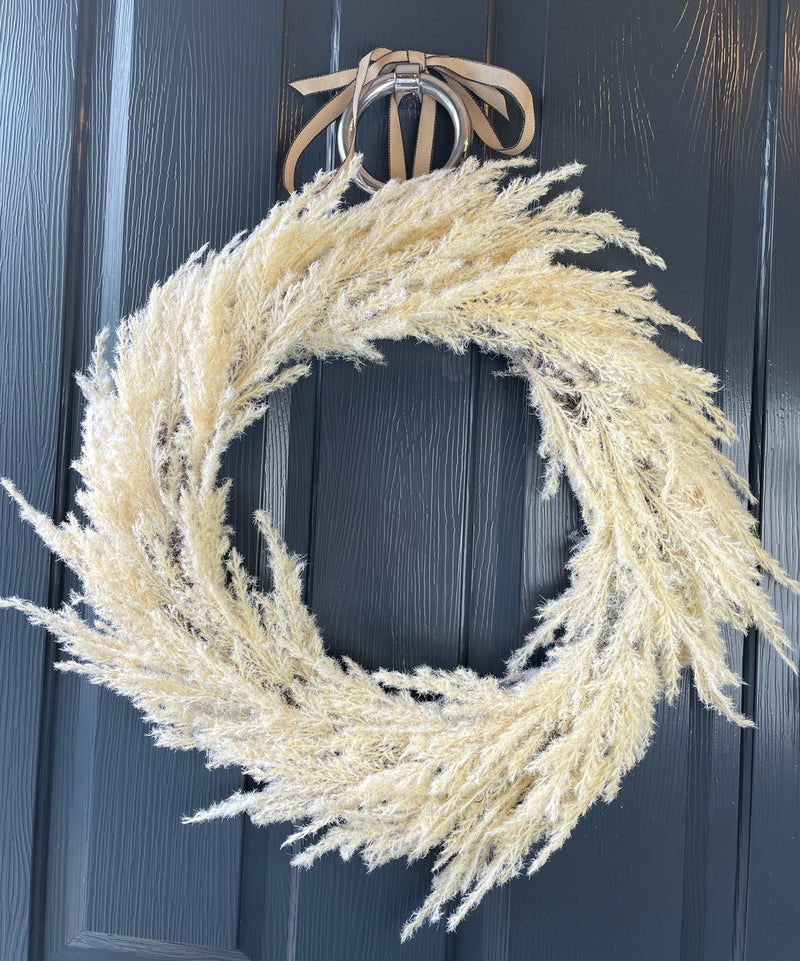 Beige flock Pampas round wreath 45cm