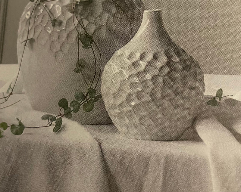 Small Noor white textured vase