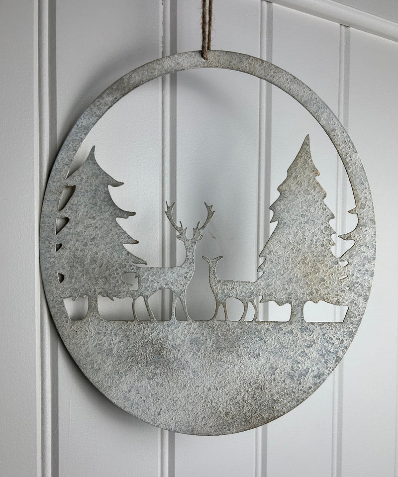 Rustic metal deer reindeer hanging scene 30cm