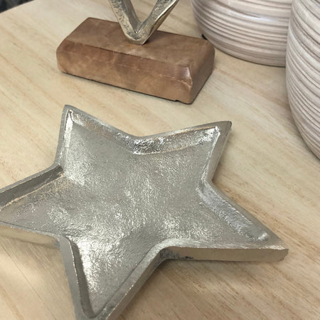 Silver aluminium metal star dish 2 sizes