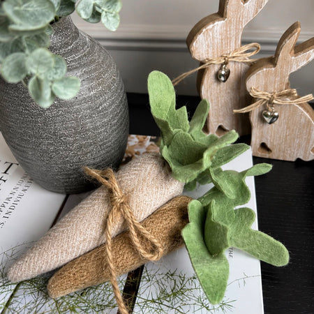 Set of 3 decorative carrots Easter