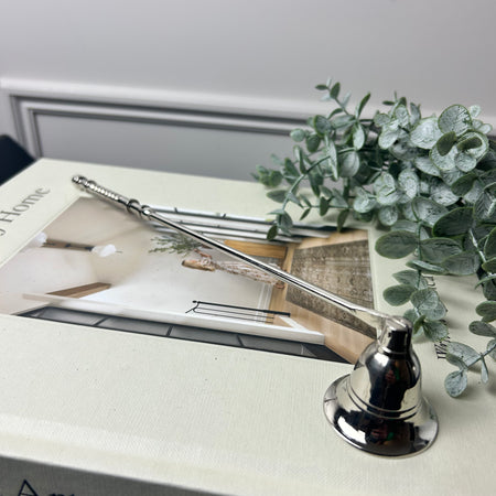 Metal candle snuffer