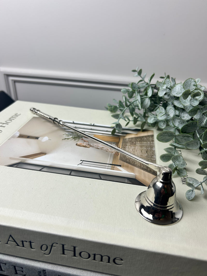 Metal candle snuffer