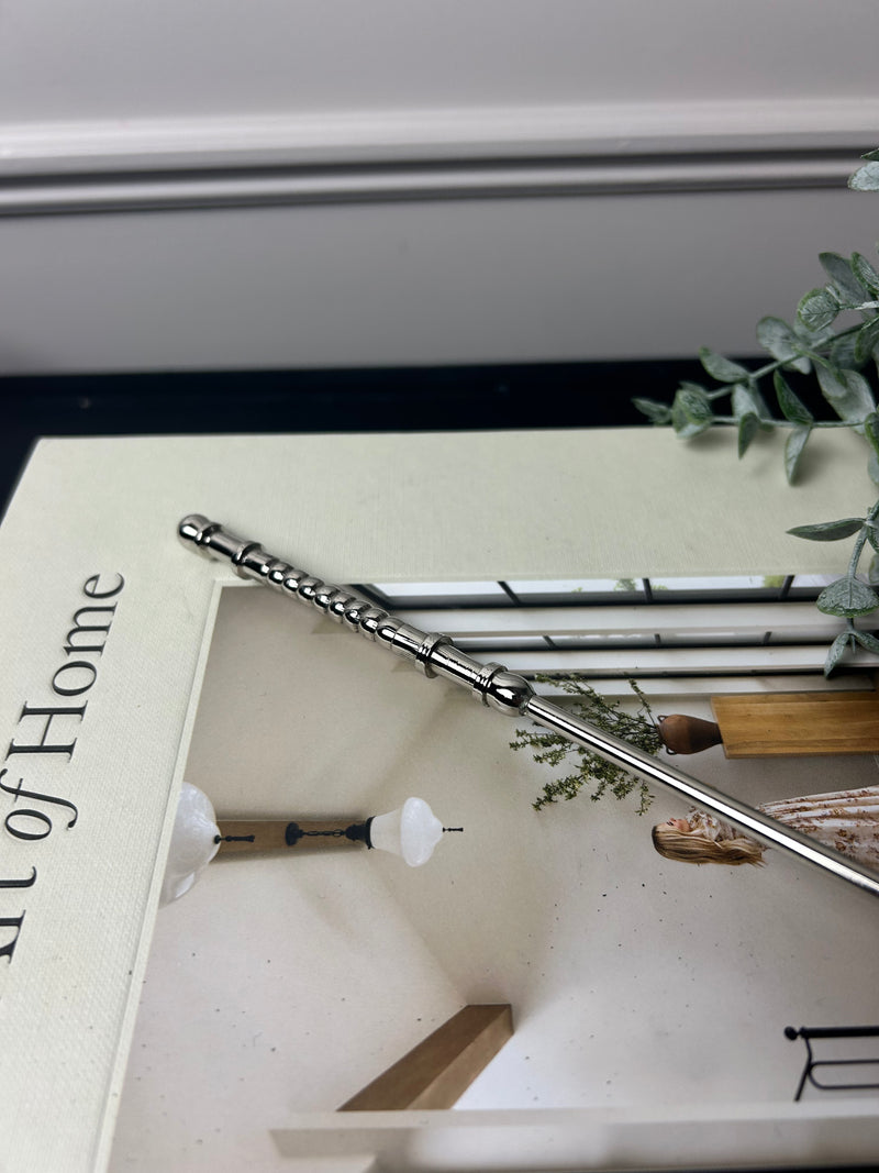 Metal candle snuffer