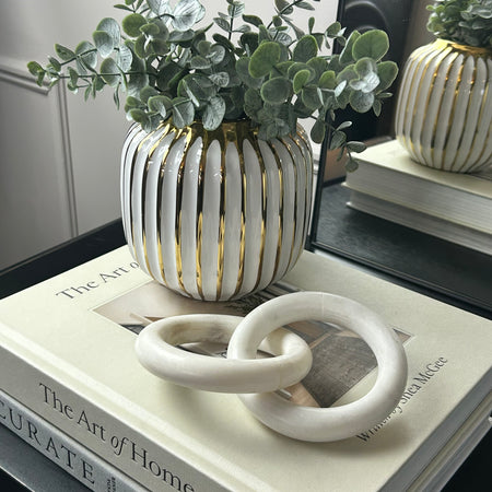 White gold pleated lined squat vase