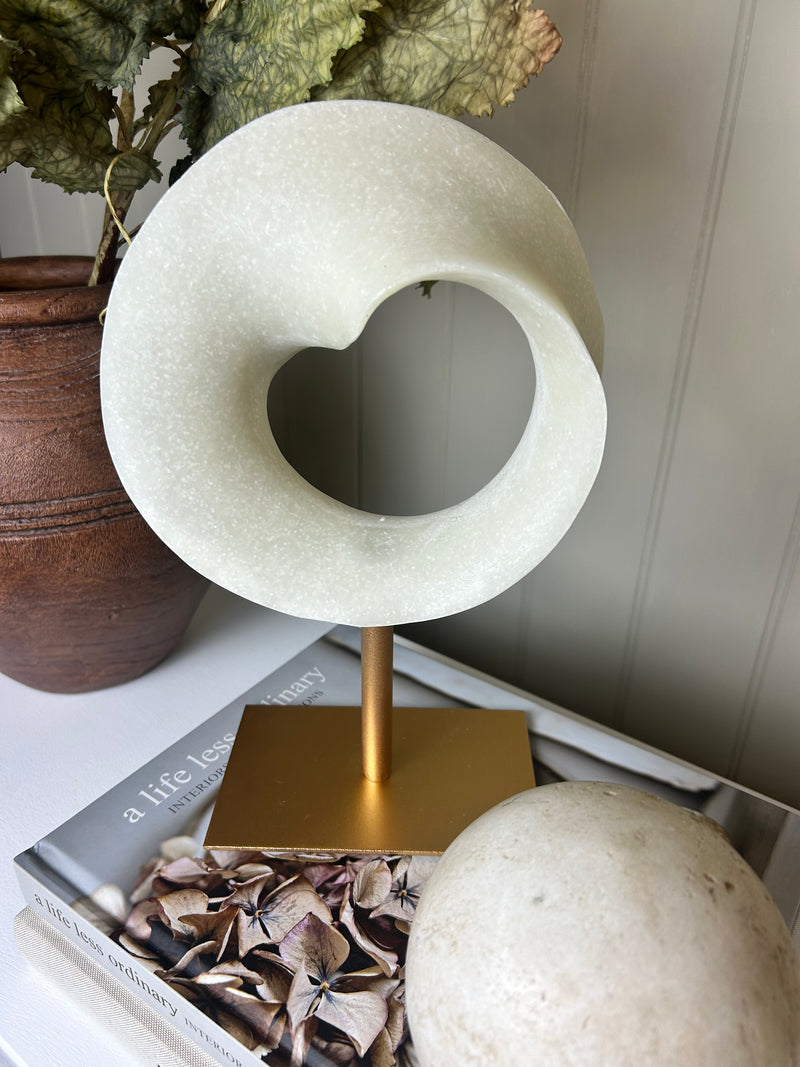 Off white resin round loop hoop on stand decoration