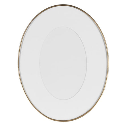 Delicate Gold Oval Photo Frame