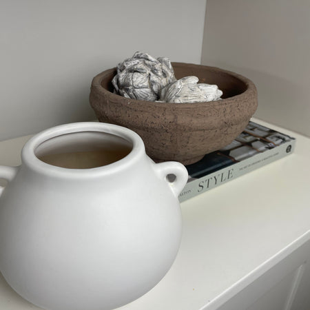 Cocos White Urn Pot vase