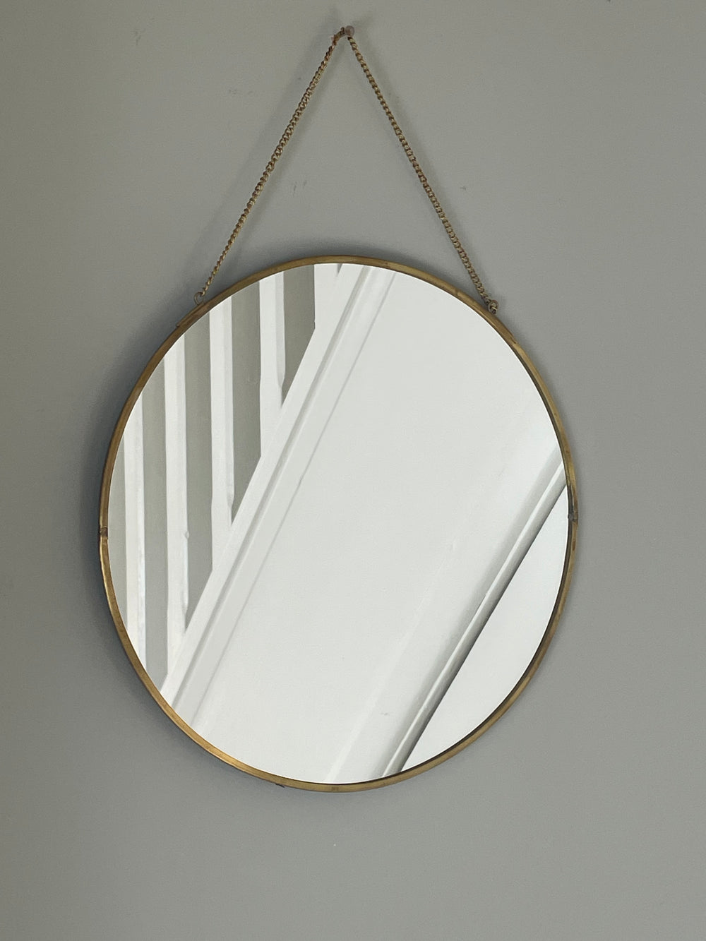 Hanging mirror with chain deals