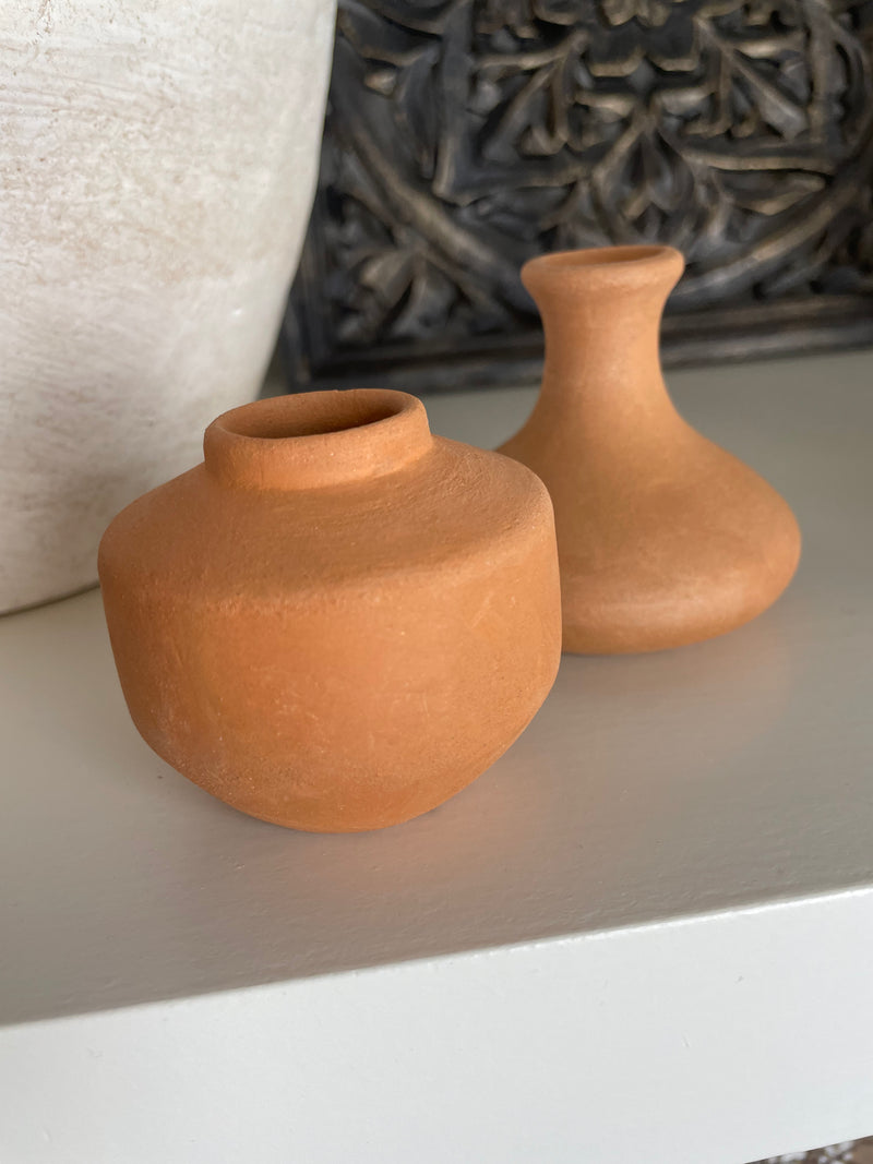 Mixed style Mini Clay Urn Shaped Vase