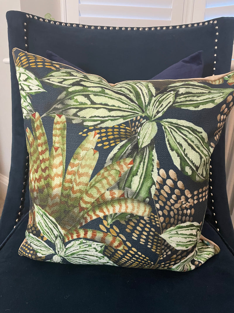 Magori leaf print cushion