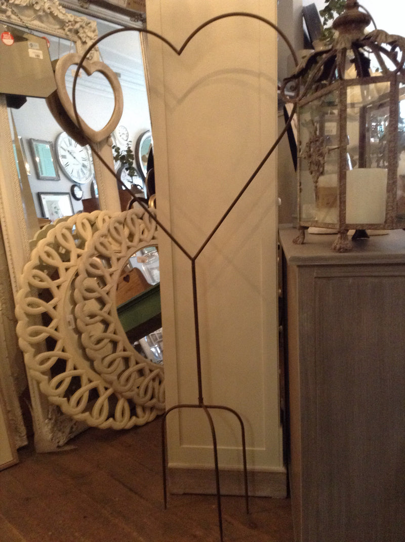 Large Metal Garden Heart Stake 135cm Tall