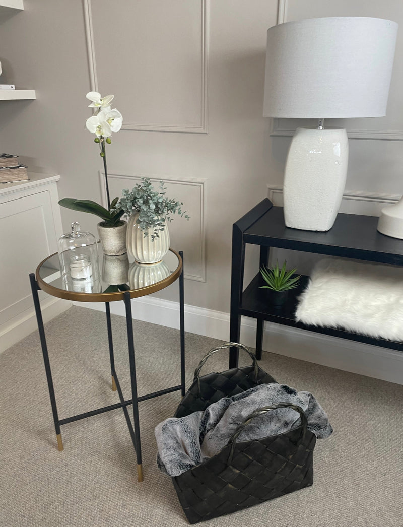 Medium mirrored top side table black gold