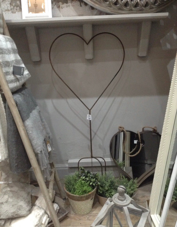 Large Metal Garden Heart Stake 135cm Tall