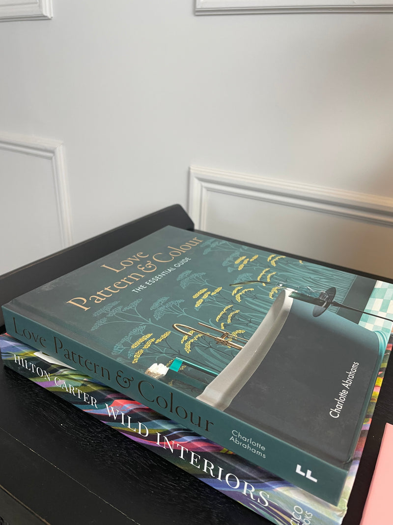 Love, pattern and colour book