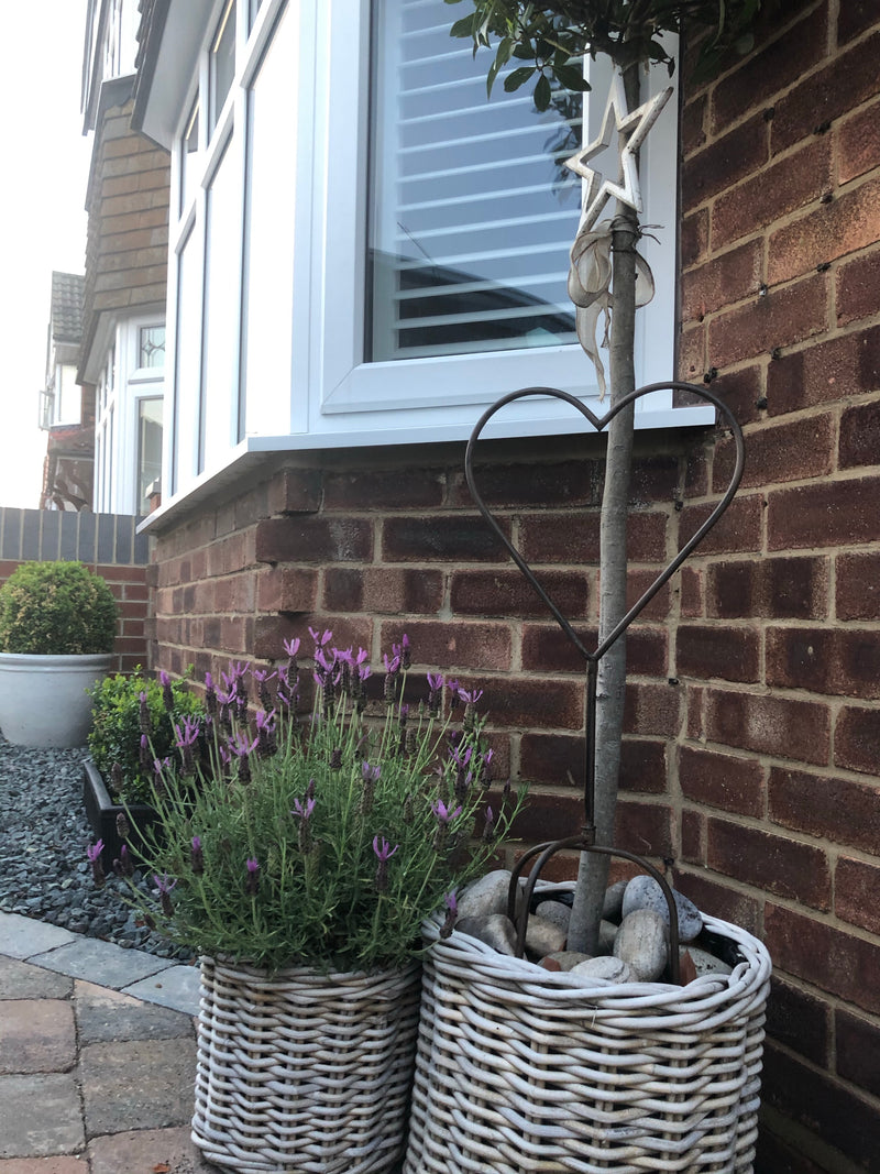 Small heart metal garden stake