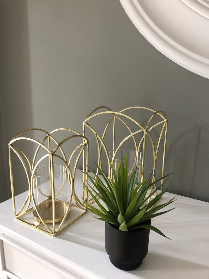Store seconds Gold Metal Lantern medium