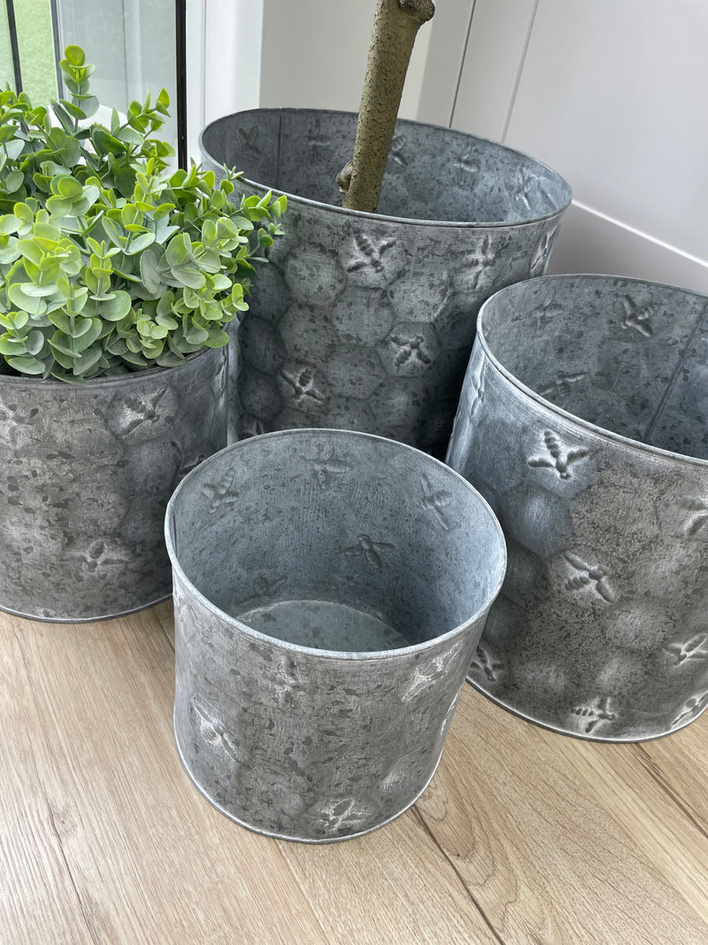 Zinc metal bee print metal planter