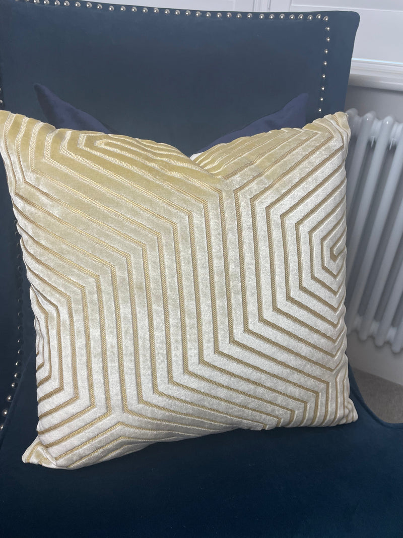Evoke Cut Ivory Velvet Cushion