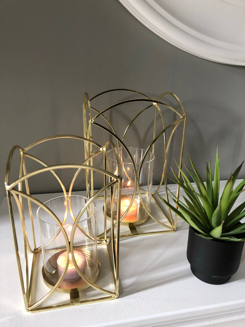 Store seconds Gold Metal Lantern medium