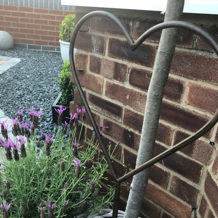 Small heart metal garden stake