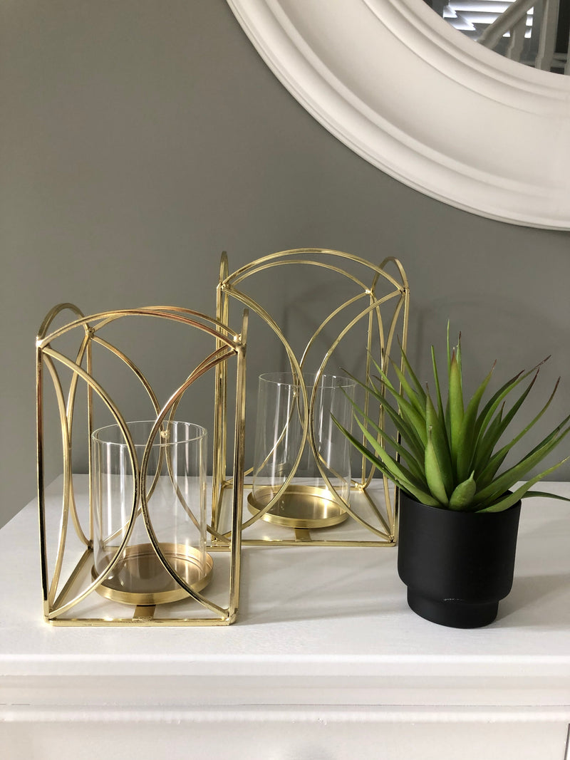 Store seconds Gold Metal Lantern medium