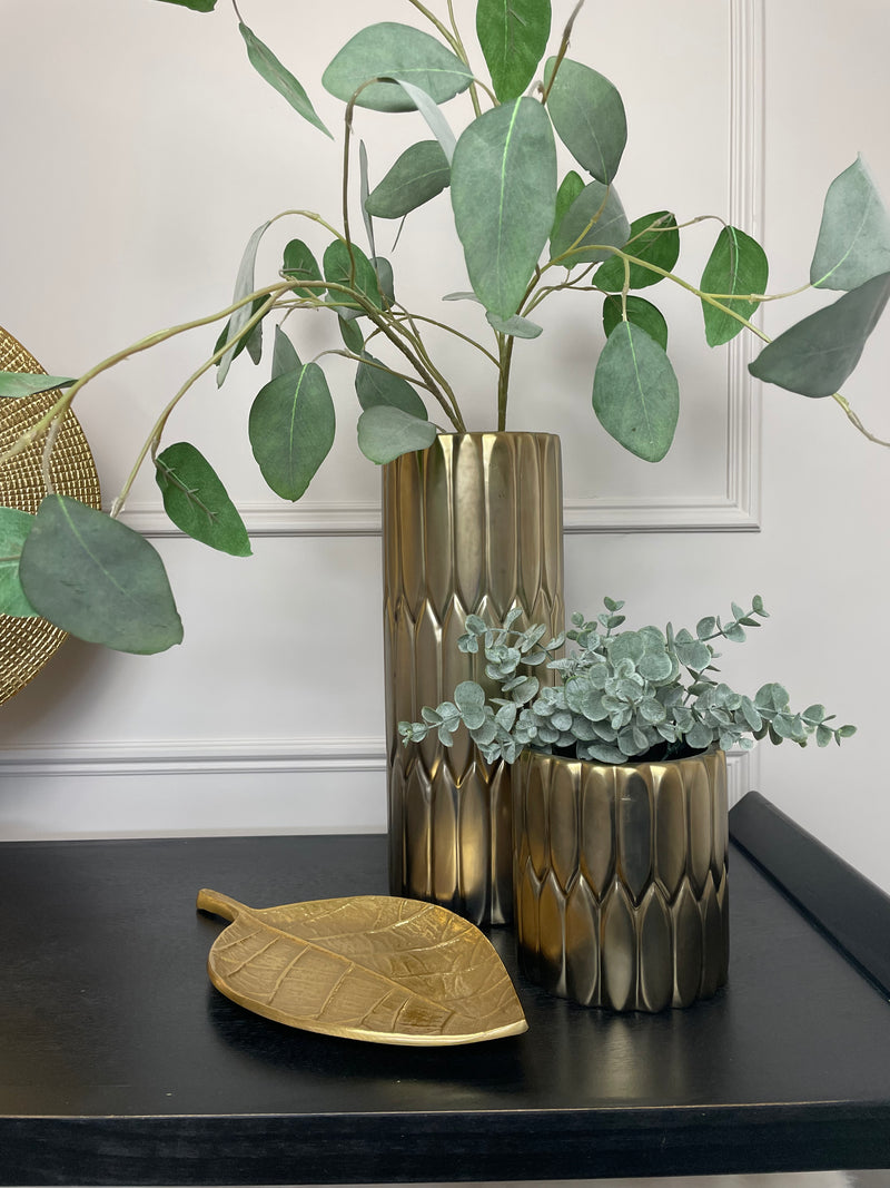 Gold textured ceramic vase