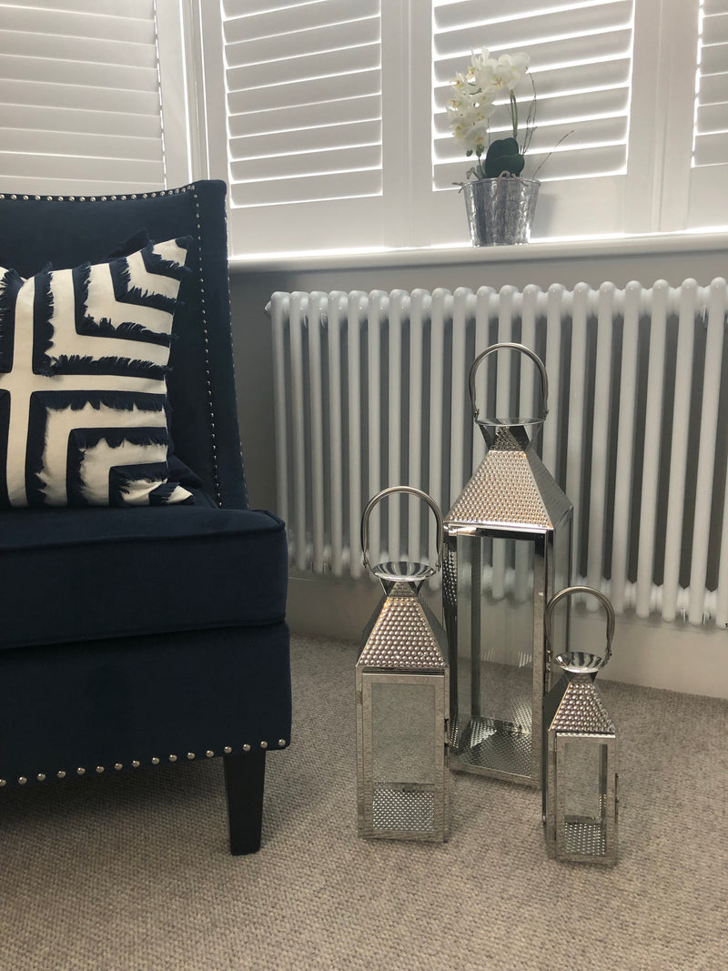 Set of three hammered chrome metal lantern