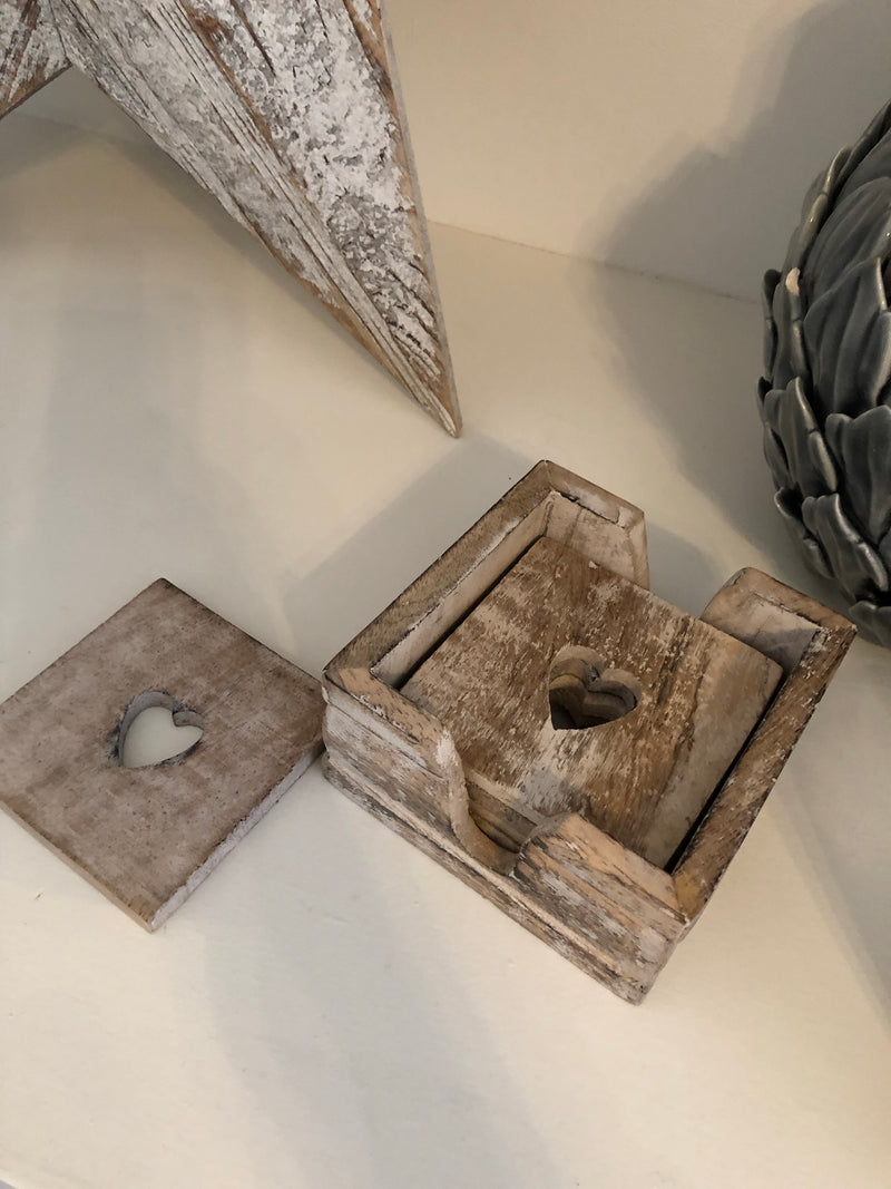 6 Wooden heart coasters in holder