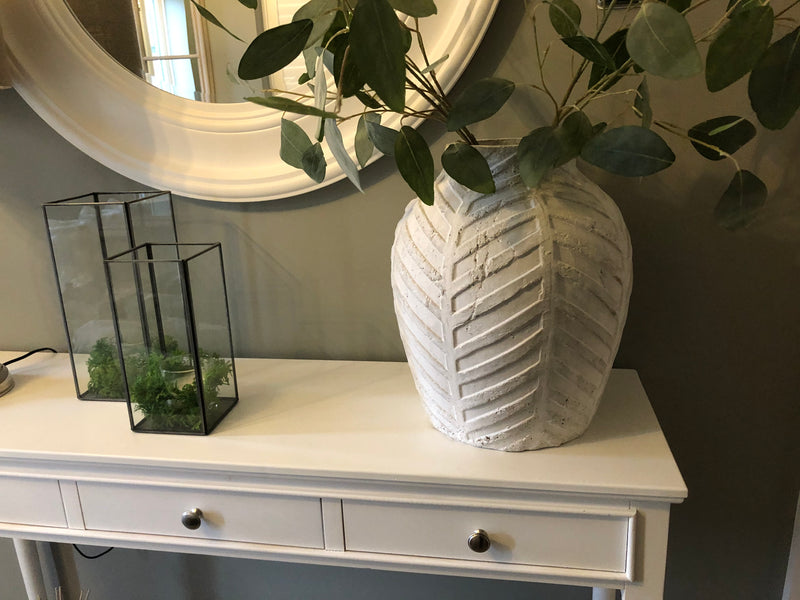 Bloomville large chevron stone rustic vase