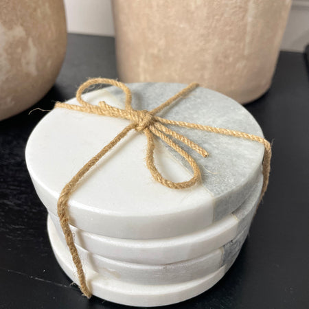 Round set 4 marble two tone neutral coasters