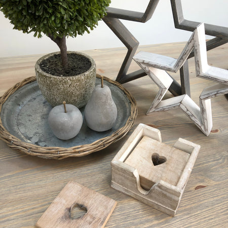 6 Wooden heart coasters in holder