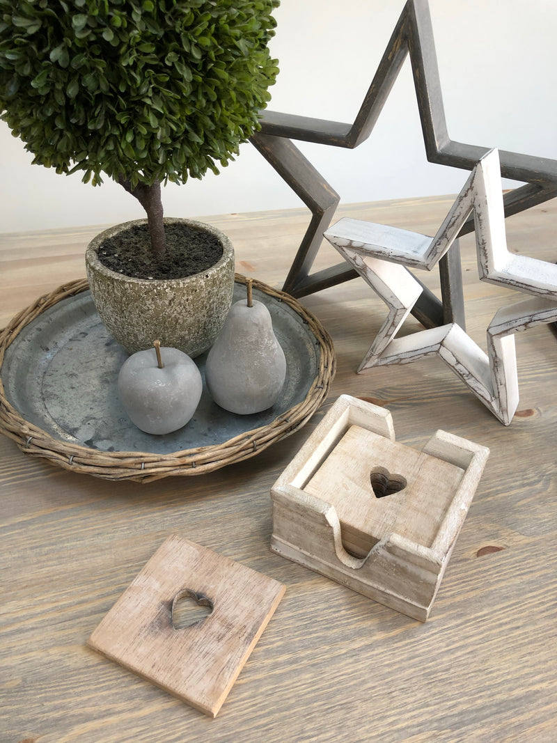 6 Wooden heart coasters in holder