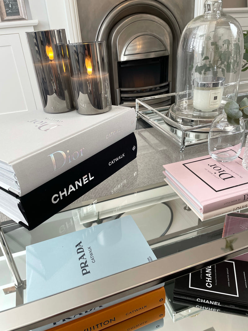 Little Guide To Coco Chanel: Style to Live
