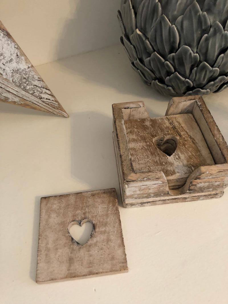 6 Wooden heart coasters in holder
